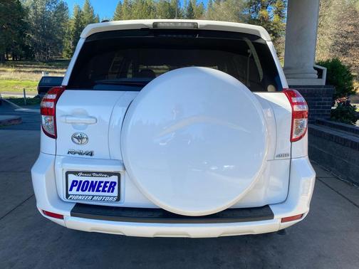 2011 Toyota RAV4 Base