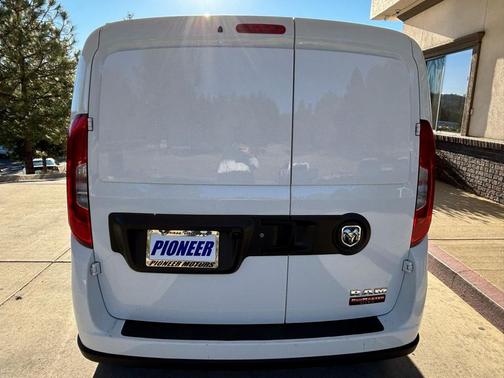 2022 RAM ProMaster City Tradesman