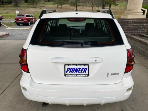 2007 Pontiac Vibe Base