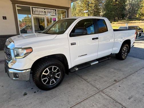 2018 Toyota Tundra SR5