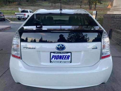 2011 Toyota Prius II