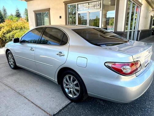 2002 Lexus ES 300 Base