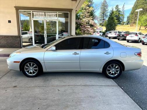 2002 Lexus ES 300 Base