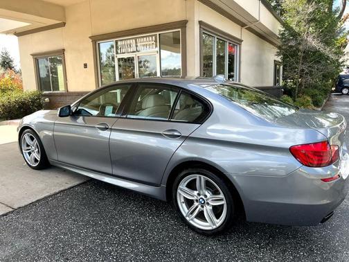 2013 BMW 550 4dr Sdn 550i RWD