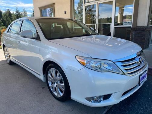 Blizzard Pearl 2011 Toyota Avalon Base