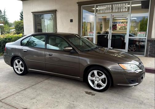 2009 Subaru Legacy Base
