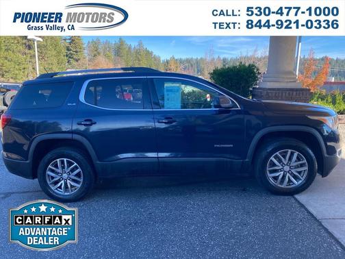 2017 GMC Acadia SLE-2