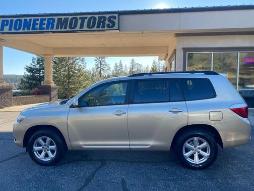 2010 Toyota Highlander SE