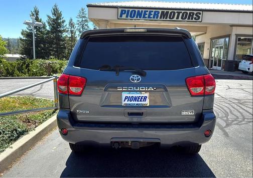 2010 Toyota Sequoia SR5