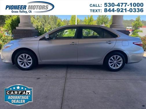 Celestial Silver Metallic 2015 Toyota Camry XLE