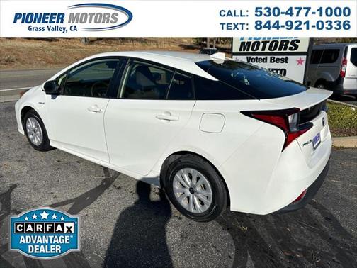 2020 Toyota Prius L