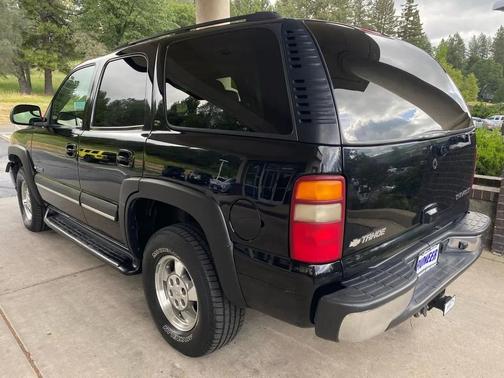 Black 2003 Chevrolet Tahoe LT