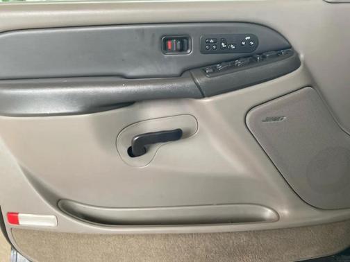 Black 2003 Chevrolet Tahoe LT