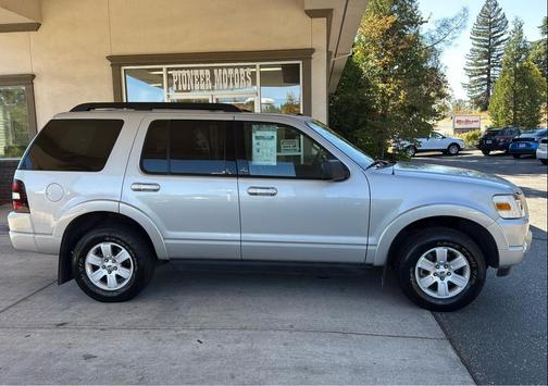 2009 Ford Explorer XLT
