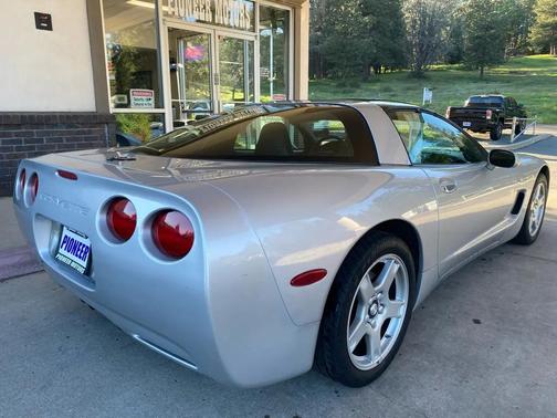1998 Chevrolet Corvette Base