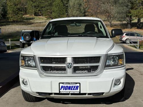 2011 Dodge Dakota Big Horn/Lone Star