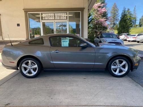Sterling Gray Metallic 2010 Ford Mustang GT Premium