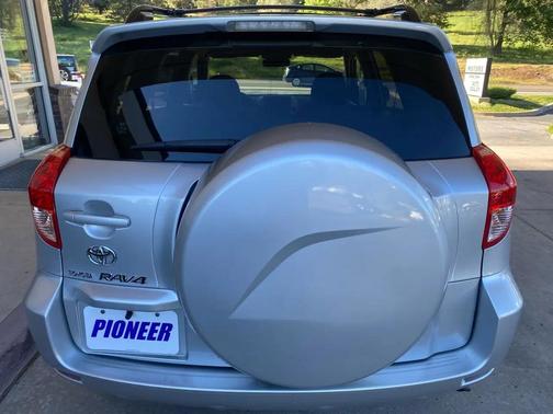 Classic Silver Metallic 2007 Toyota RAV4 Limited