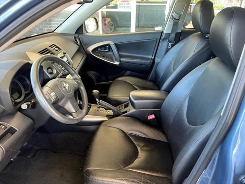 2009 Toyota RAV4 Sport