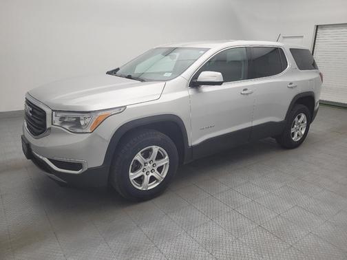 Quicksilver Metallic 2019 GMC Acadia SLE-1