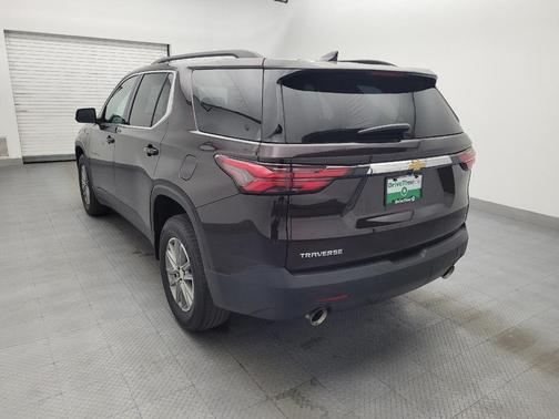 Black Cherry Metallic 2022 Chevrolet Traverse LT Cloth