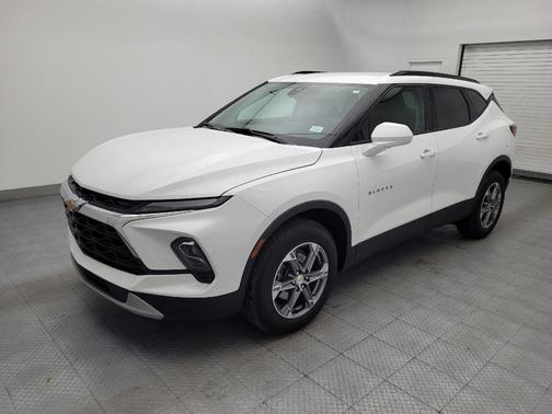 Summit White 2024 Chevrolet Blazer 2LT