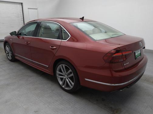 2017 Volkswagen Passat 1.8T R-Line w/Comfort