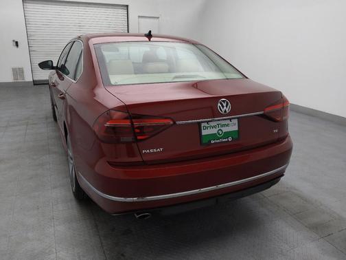 2017 Volkswagen Passat 1.8T R-Line w/Comfort