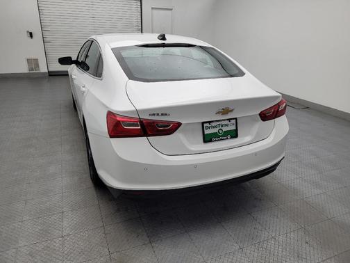 Summit White 2022 Chevrolet Malibu 1LS