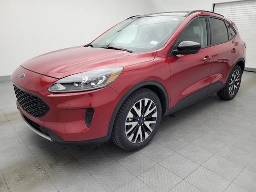 2020 Ford Escape SE