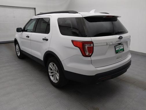 2017 Ford Explorer Base