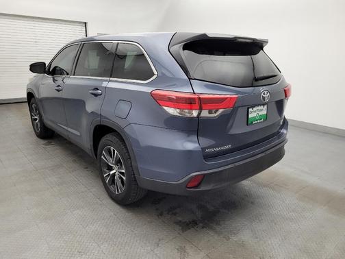 Shoreline Blue Pearl 2019 Toyota Highlander LE