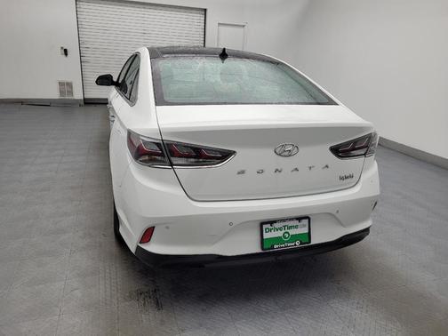 2019 Hyundai SONATA Hybrid Limited