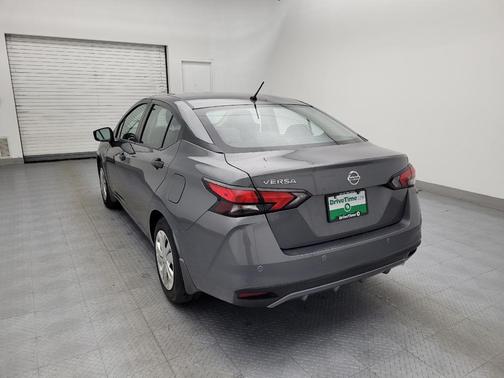 2021 Nissan Versa 1.6 S