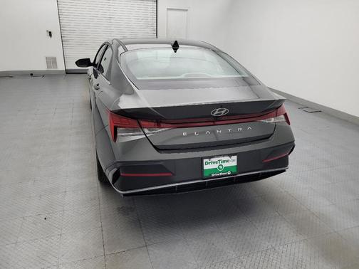 Amazon Gray 2024 Hyundai ELANTRA SEL