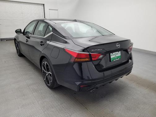 2023 Nissan Altima SR FWD