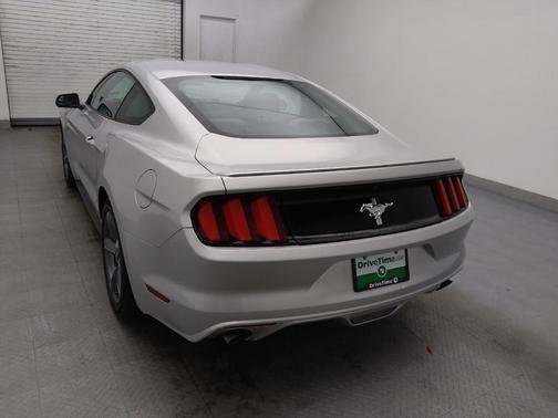 2015 Ford Mustang V6