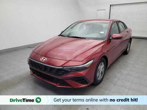 2024 Hyundai ELANTRA SE