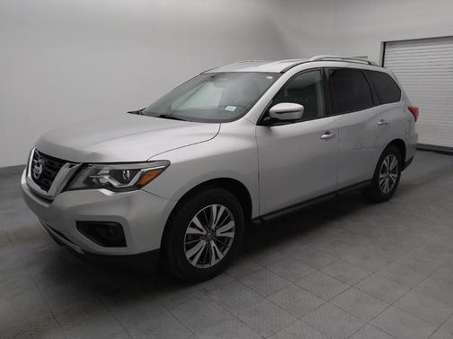 2019 Nissan Pathfinder SL