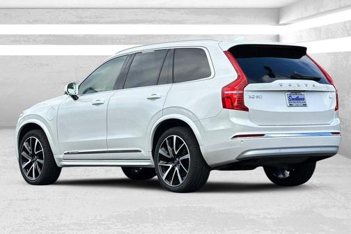 2022 Volvo XC90 Recharge Plug-In Hybrid T8 Inscription Expression 6 Passenger