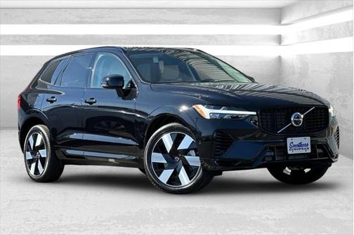 2025 Volvo XC60 Plug-In Hybrid Plus