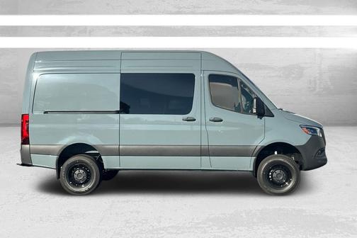2026 Mercedes-Benz Sprinter 2500 Cargo 144 WB