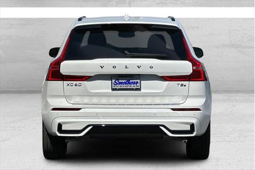 2025 Volvo XC60 Plug-In Hybrid T8 Plus