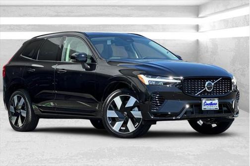 2025 Volvo XC60 Plug-In Hybrid T8 Plus