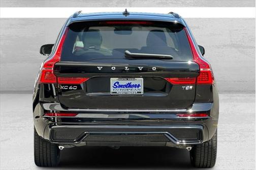 2025 Volvo XC60 Plug-In Hybrid T8 Plus
