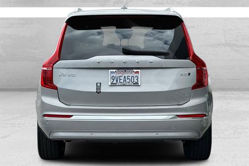 2025 Volvo XC90 B5 Core