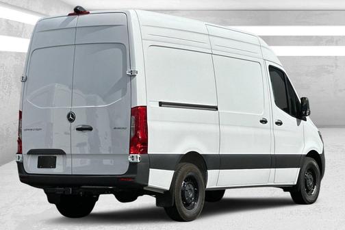 2025 Mercedes-Benz Sprinter 2500 Standard Roof