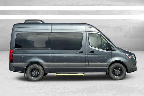 2025 Mercedes-Benz Sprinter 2500 Standard Roof