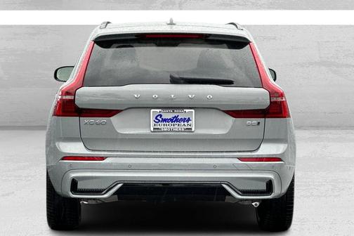 2026 Volvo XC60 B5 Ultra