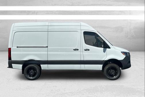2025 Mercedes-Benz Sprinter 2500 Cargo 144 WB